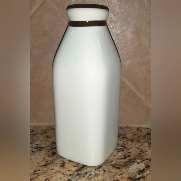 Vintage Fitz & Floyd Premium White Milk Bottle Ceramic approx 9 tall 3.5 base